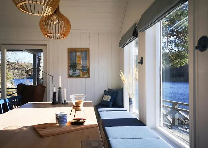 別荘 Seaside With Terrace And Jetty In Søgne