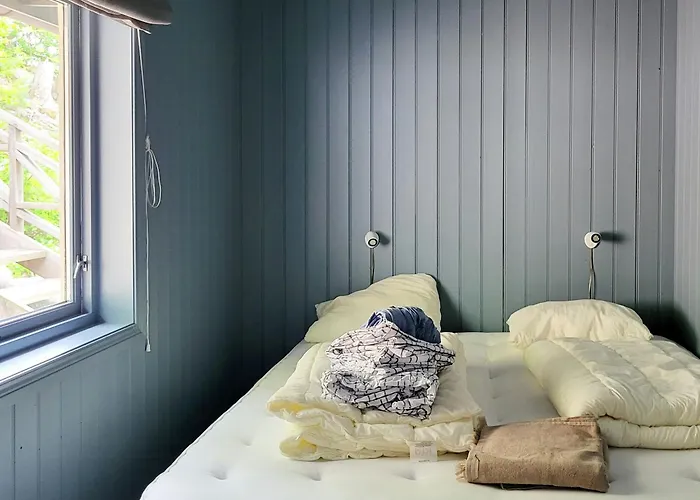 Seaside With Terrace And Jetty In Hébergement de vacances Søgne